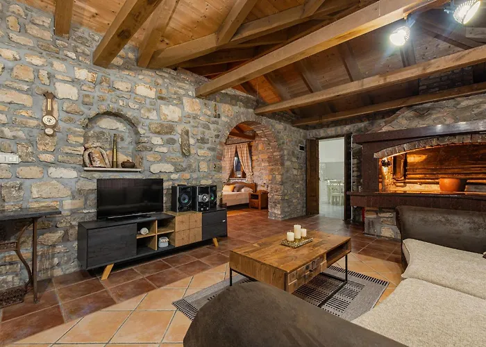 Awesome Home In Zadar With Kitchen *