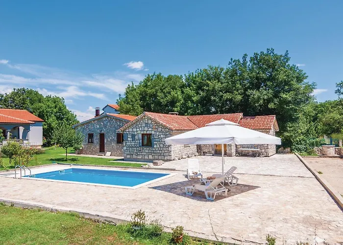 Awesome Home In Zadar With Kitchen