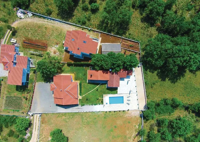 Awesome Home In Zadar With Kitchen Murvica (Policnik)