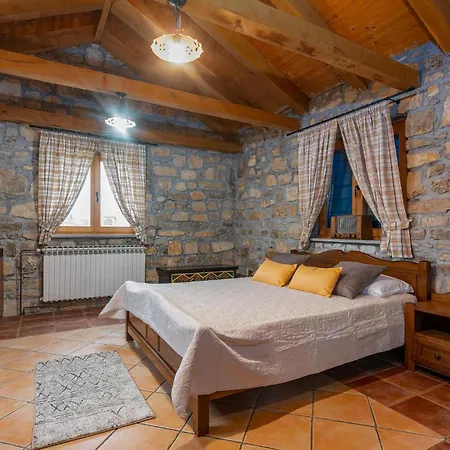 Awesome Home In Zadar With Kitchen
