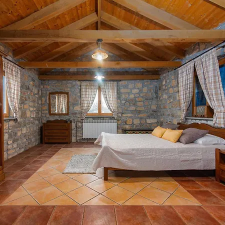 Awesome Home In Zadar With Kitchen Ferienhaus *