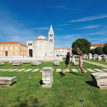펜션 Stunning Home In Zadar