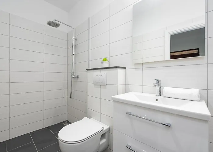 Awesome Home In Zadar With Kitchen Murvica (Policnik)